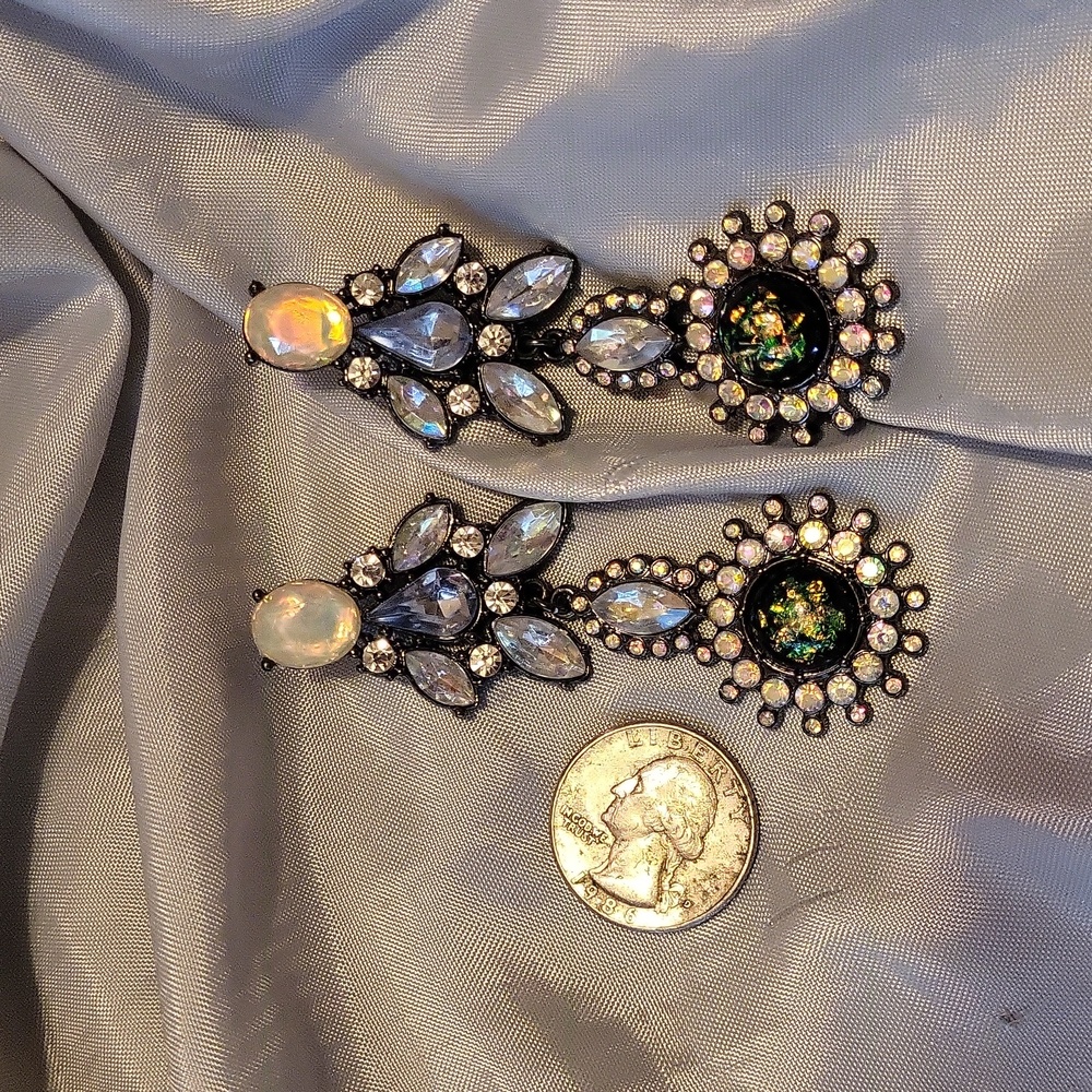 Gem Detailed Statement Dangle Earrings - image 2